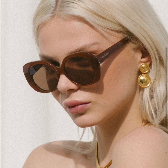 Velvet Canyon | Accessories | Velvet Canyon The Rendezvous  display picture 1